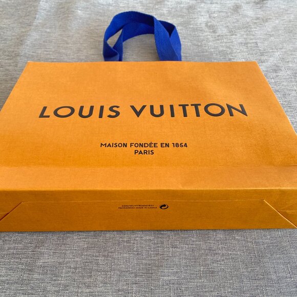 Louis Vuitton Shopping Bag - Picture 4 of 8